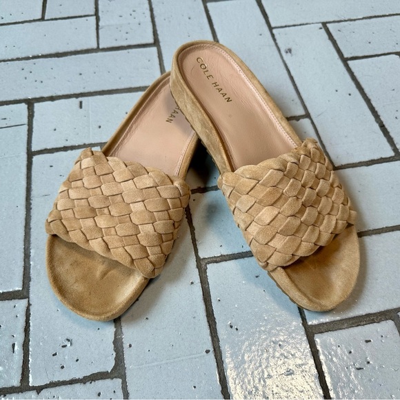 Sz 6 Cole Haan Tan Suede Mojave Slides Used - Picture 4 of 7